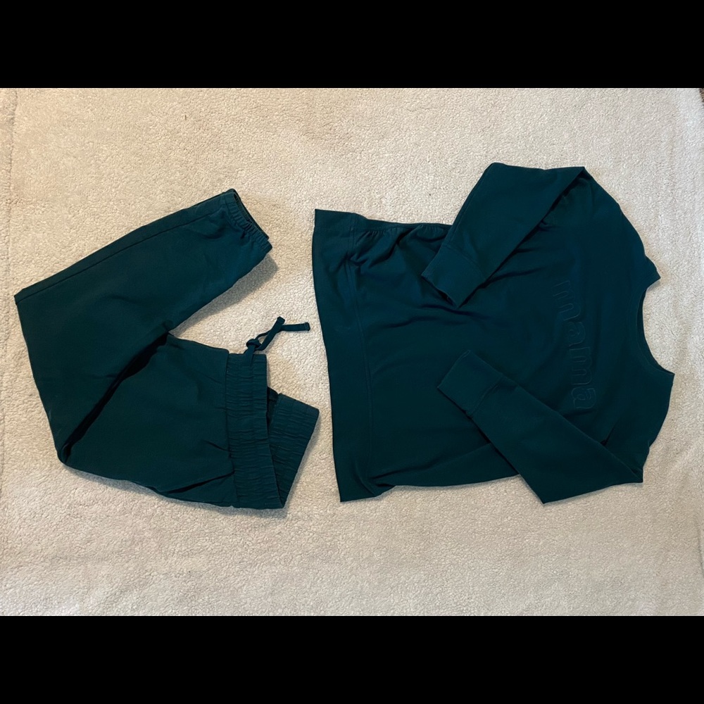 Maternity sweatsuit